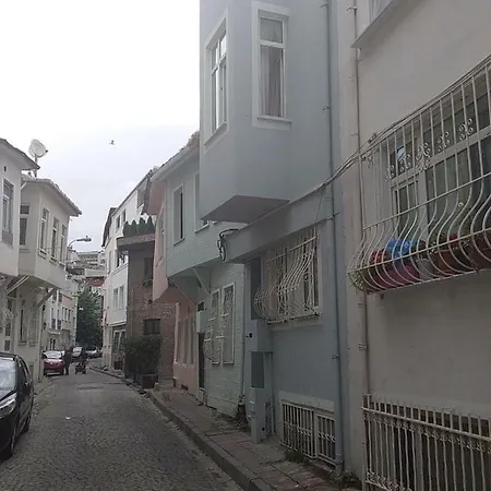 New Season Apart 2 İstanbul